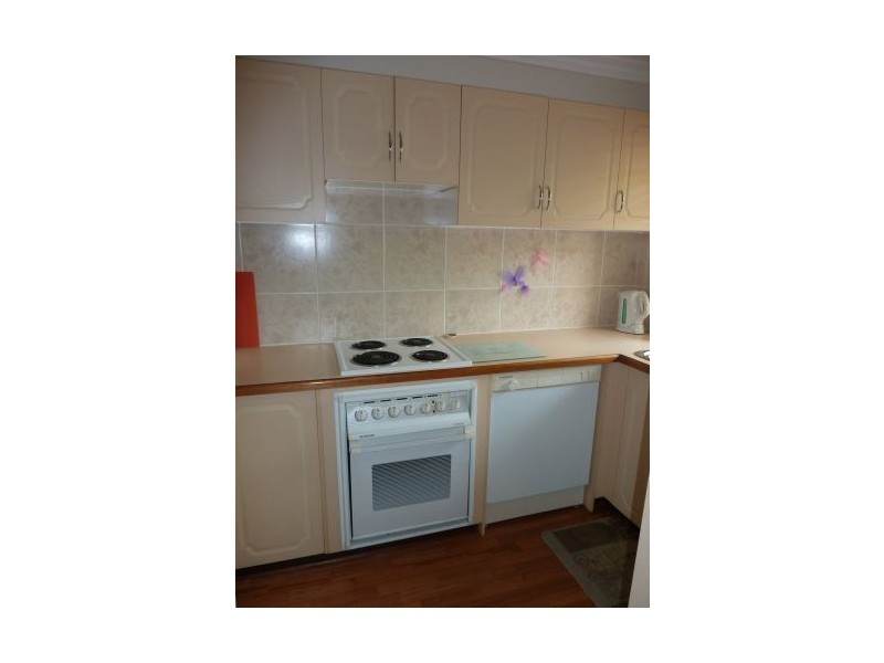 2/81 Tarana Street, Camp Hill QLD 4152