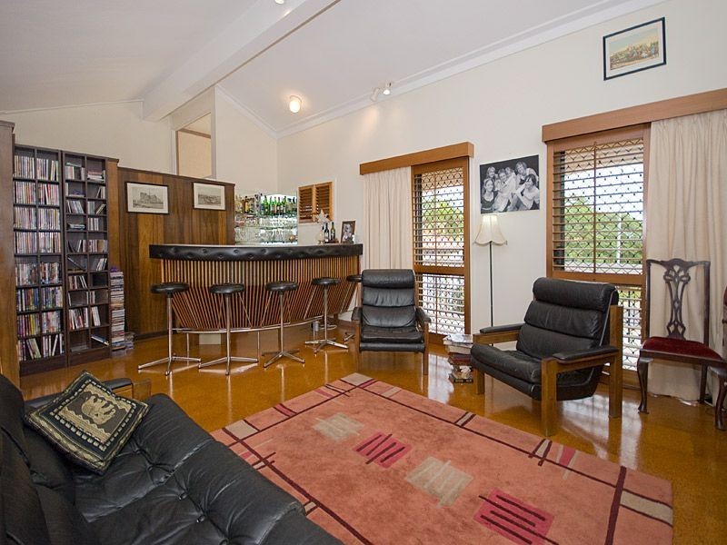 28 Unsworth Street, Belmont QLD 4153