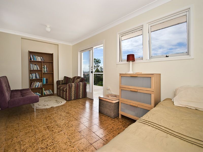 28 Unsworth Street, Belmont QLD 4153