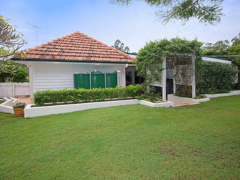 129 Buena Vista Avenue, Coorparoo QLD 4151