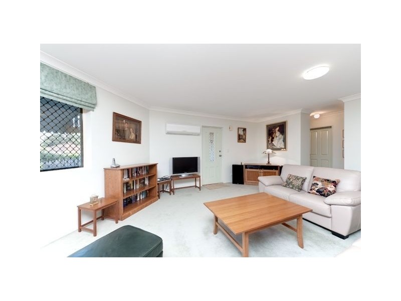 1/27 Nelson Street, Coorparoo QLD 4151