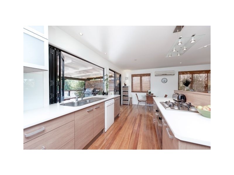 19 Nurran Street, Mount Gravatt East QLD 4122