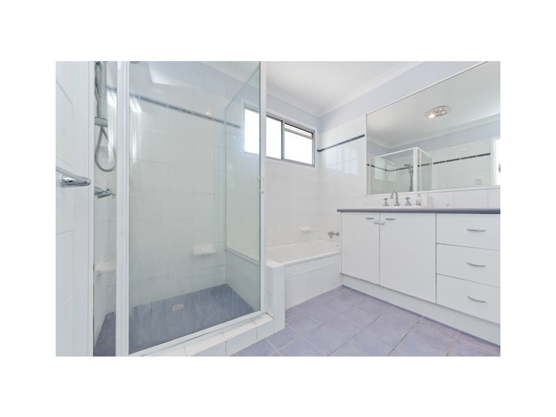 19 Nurran Street, Mount Gravatt East QLD 4122