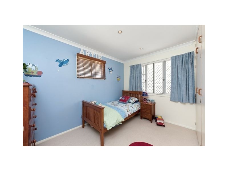 19 Nurran Street, Mount Gravatt East QLD 4122