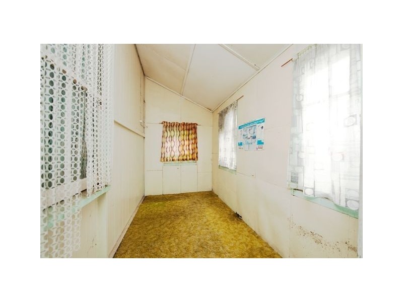 54 Dansie Street, Greenslopes QLD 4120