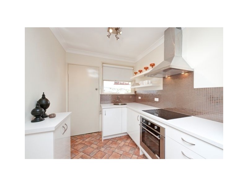 4/9 Miriam Street, Holland Park West QLD 4121