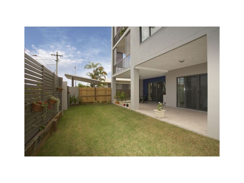 1/296 Cornwall Street, Greenslopes QLD 4120