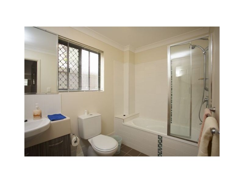 1/296 Cornwall Street, Greenslopes QLD 4120
