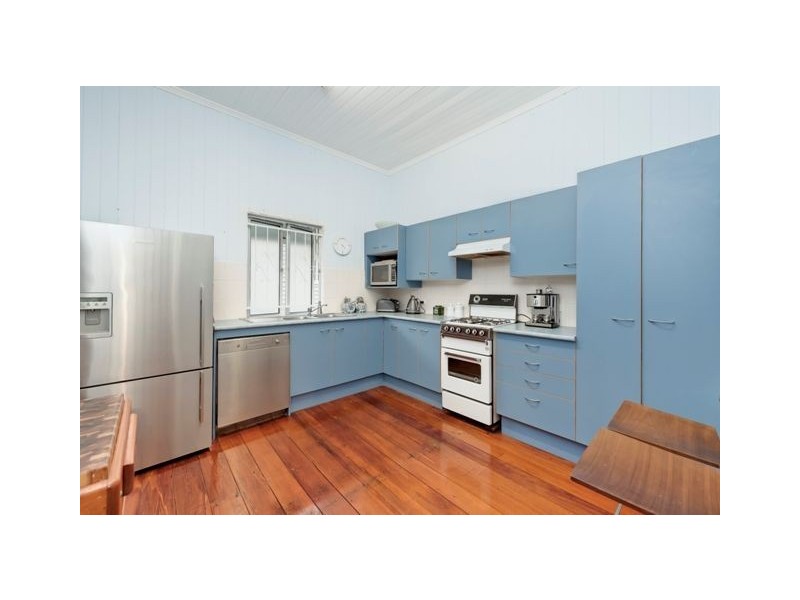 26 St Leonards Street, Coorparoo QLD 4151