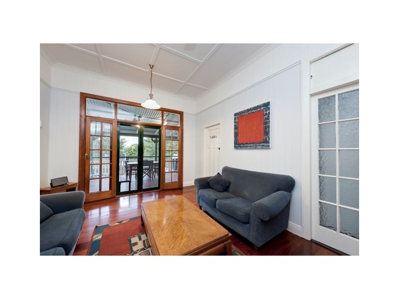 26 St Leonards Street, Coorparoo QLD 4151