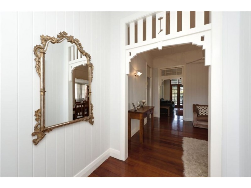 26 St Leonards Street, Coorparoo QLD 4151