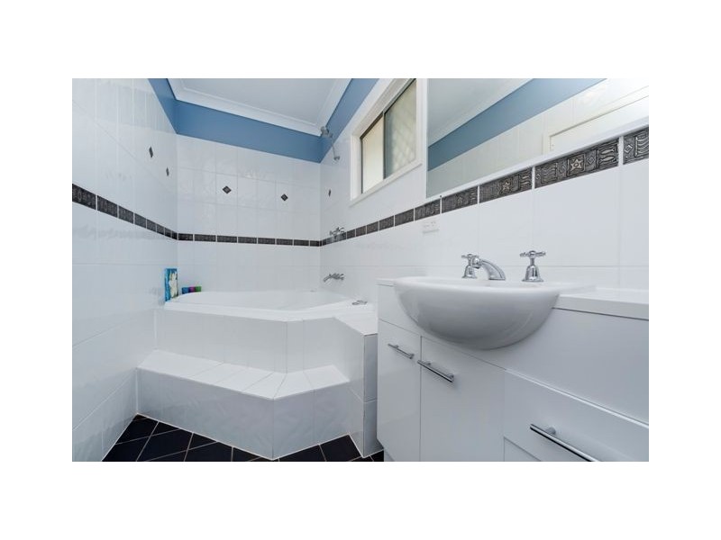 12 Hillview Terrace, Moorooka QLD 4105