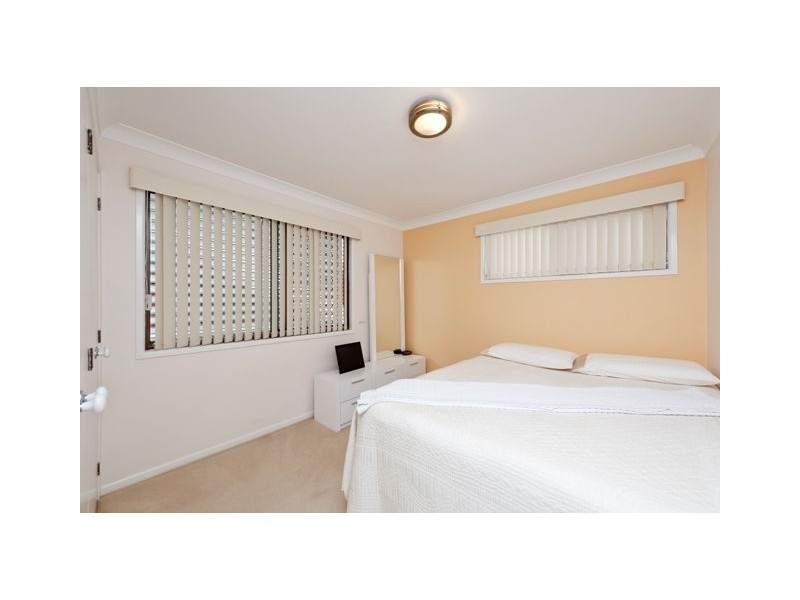 2 Drummond Street, Greenslopes QLD 4120