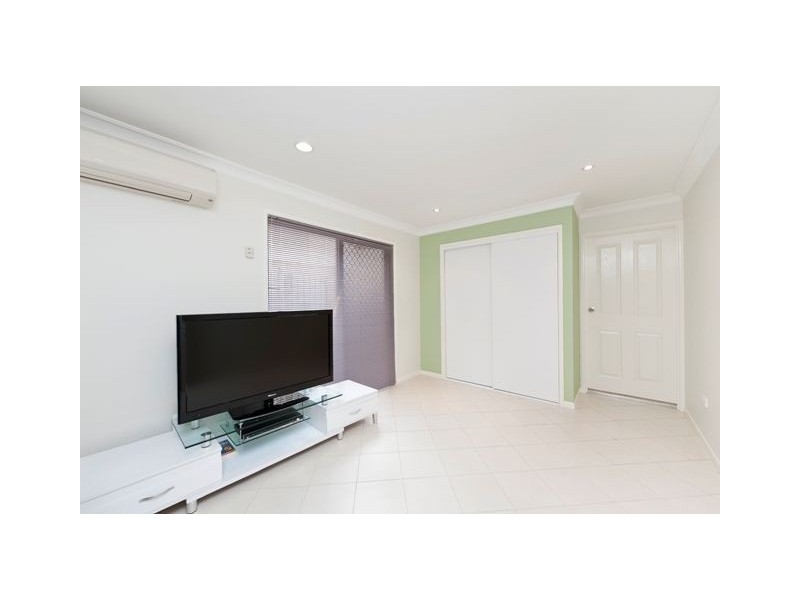 2 Drummond Street, Greenslopes QLD 4120