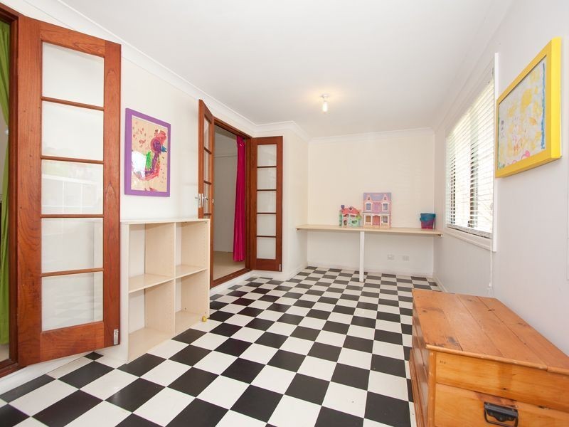 30 Oxley Drive, Holland Park QLD 4121