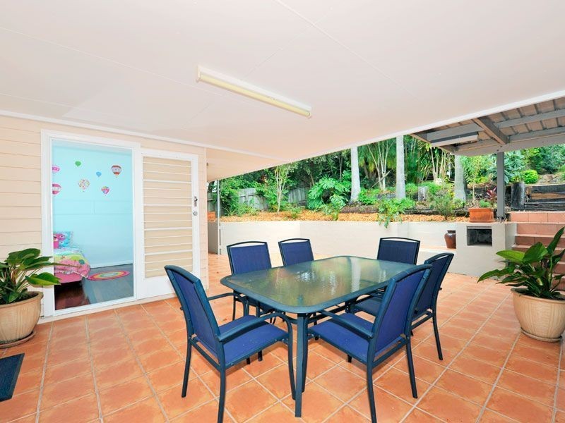 103 Fernvale Road, Tarragindi QLD 4121