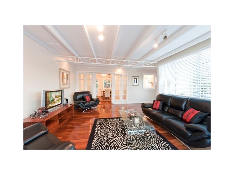 103 Fernvale Road, Tarragindi QLD 4121