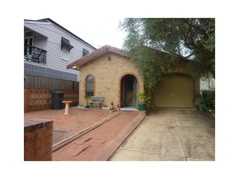 47 McIlwraith Avenue, Norman Park QLD 4170