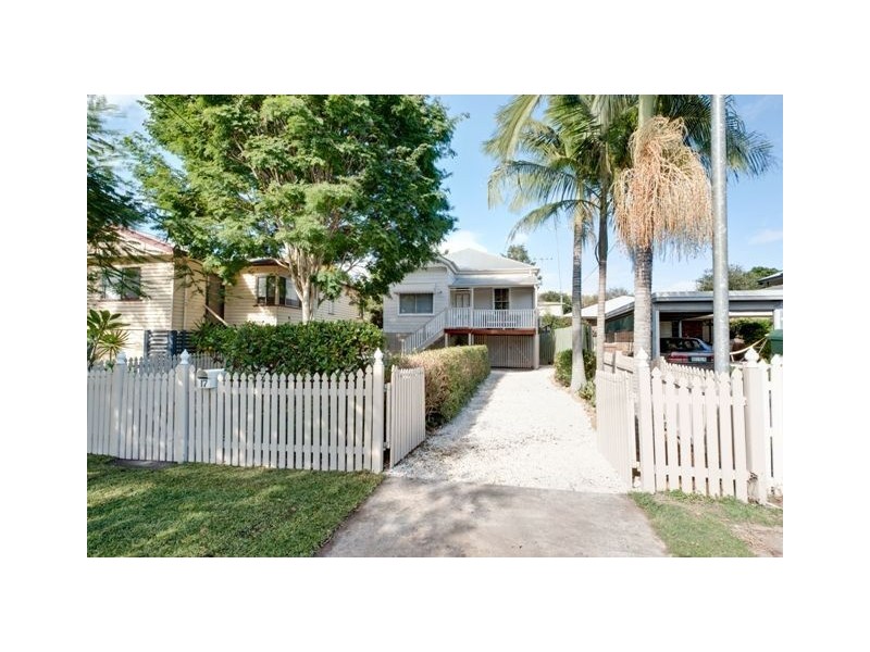 17 Paris Avenue, Morningside QLD 4170