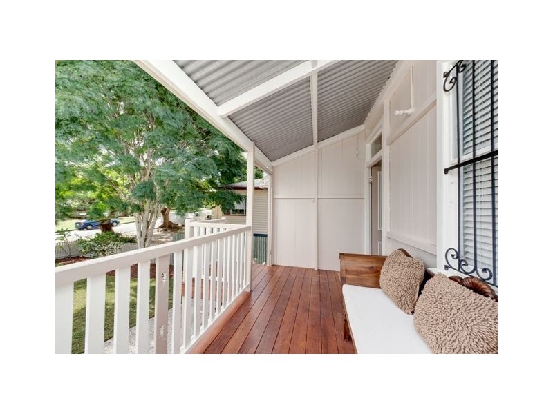 17 Paris Avenue, Morningside QLD 4170