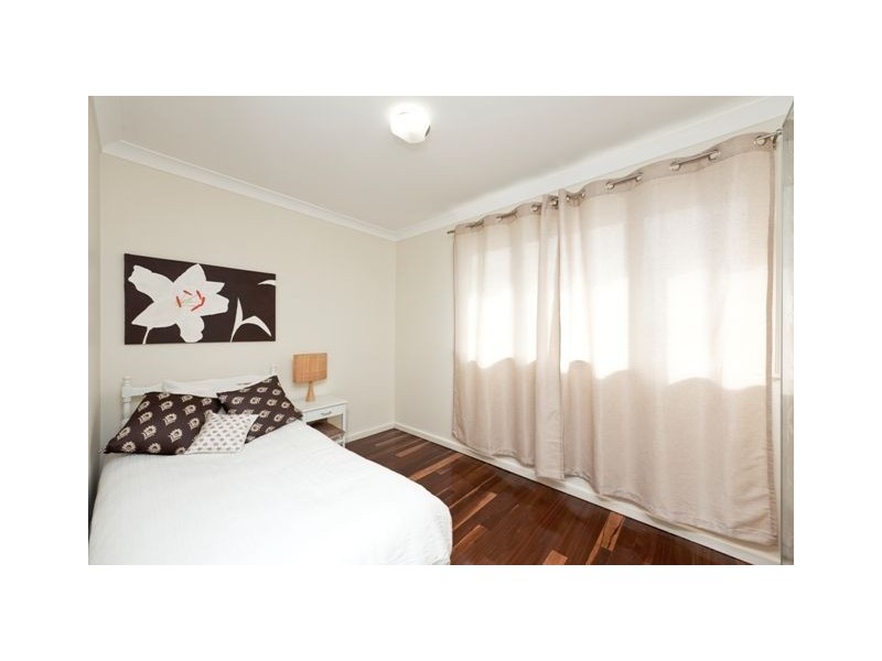 Holland Park West QLD 4121