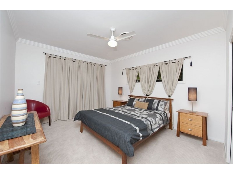 44 Brodie Street, Holland Park West QLD 4121