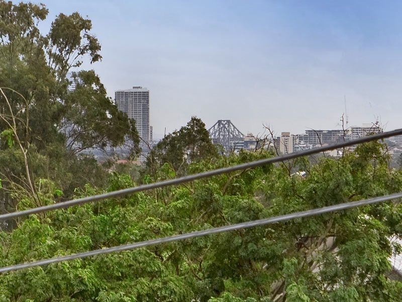 13 Newman Avenue, Camp Hill QLD 4152