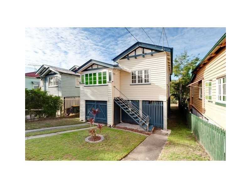 29 Burke Street, Coorparoo QLD 4151
