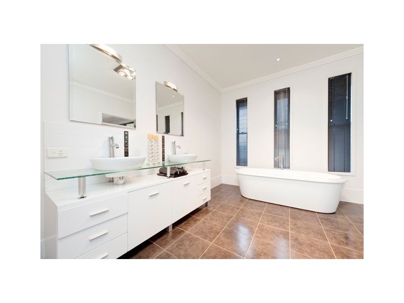 22 Jocelyn Place, Mount Gravatt East QLD 4122