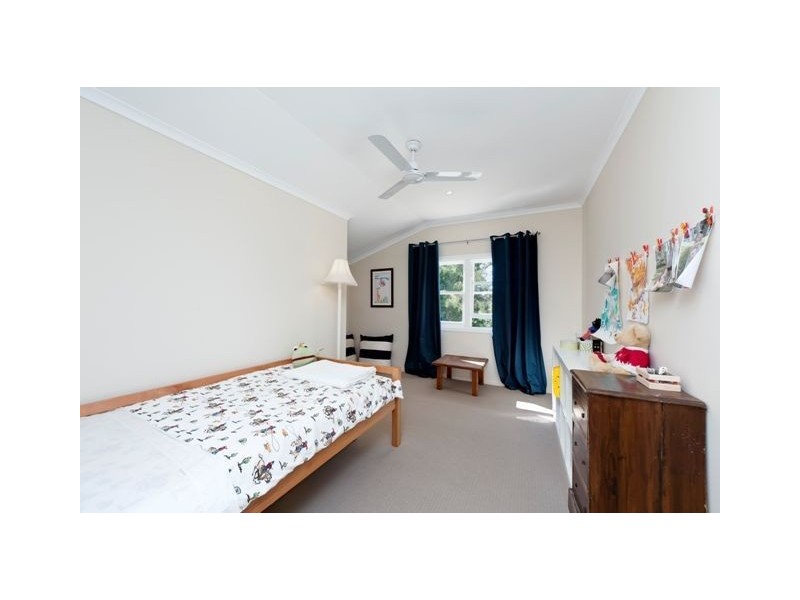 52 McLay Street, Coorparoo QLD 4151