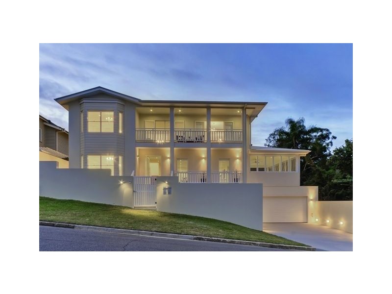 26 Instow Street, Yeronga QLD 4104