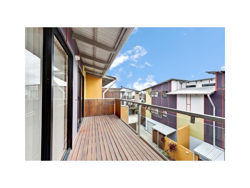 12/9 Talbot Street, Coorparoo QLD 4151