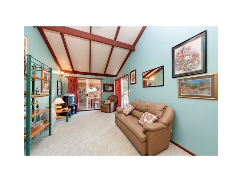 11 Castor Avenue, Coorparoo QLD 4151