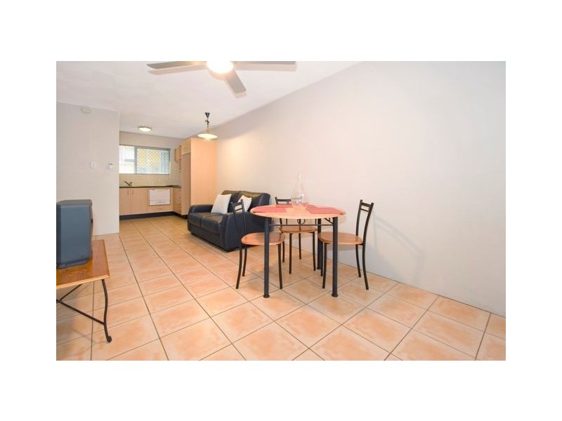 3/81 Kitchener Street, Coorparoo QLD 4151