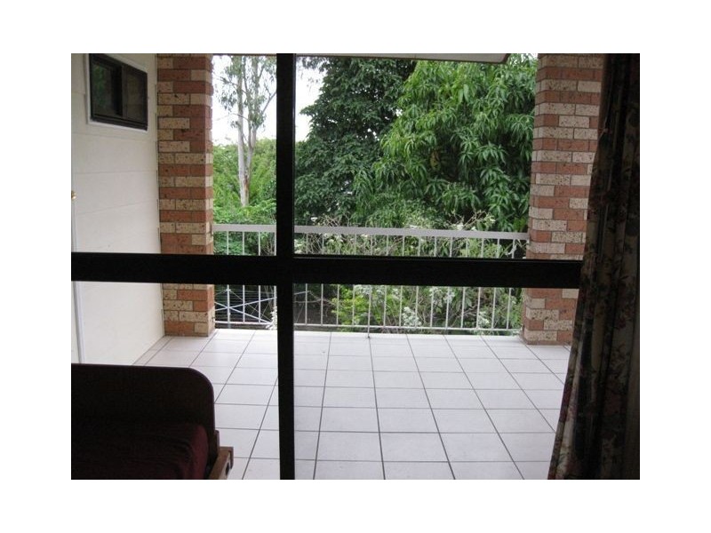 18 Gordon Street, Greenslopes QLD 4120