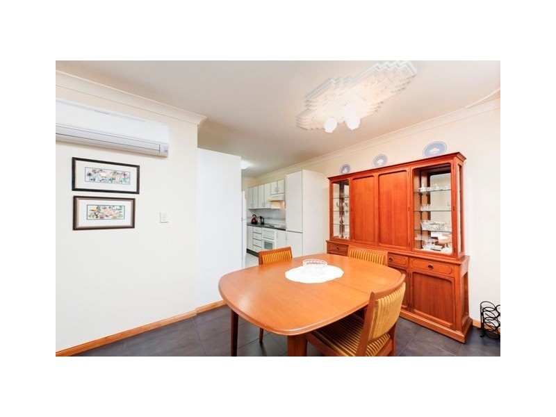 1/102 Pembroke Road, Coorparoo QLD 4151