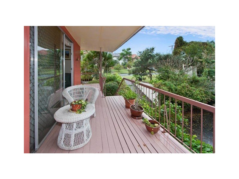 33 Wills Street, Coorparoo QLD 4151