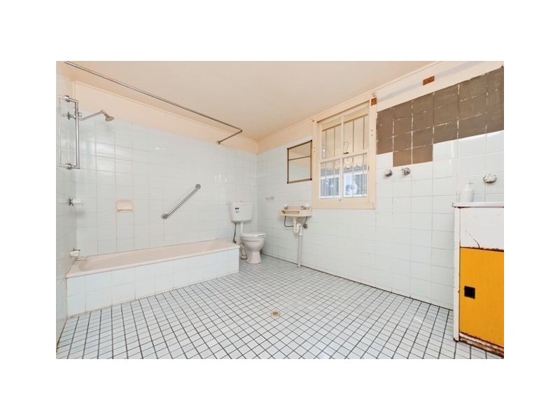 16 Crown Street, South Brisbane QLD 4101