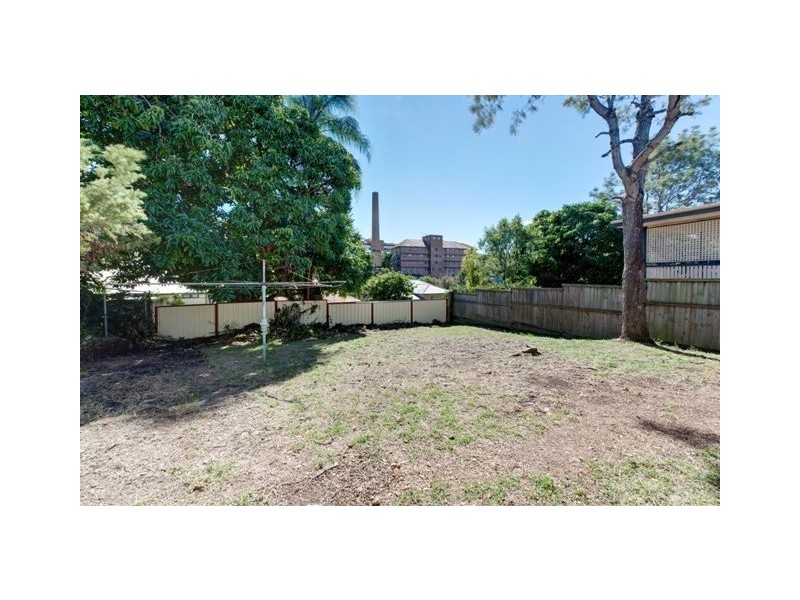 16 Crown Street, South Brisbane QLD 4101