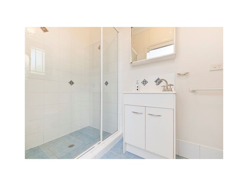 110 Martha Street, Camp Hill QLD 4152