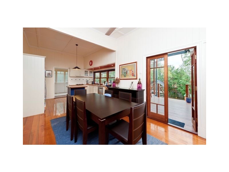 22 Geera Street, Coorparoo QLD 4151