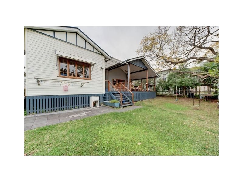 22 Geera Street, Coorparoo QLD 4151