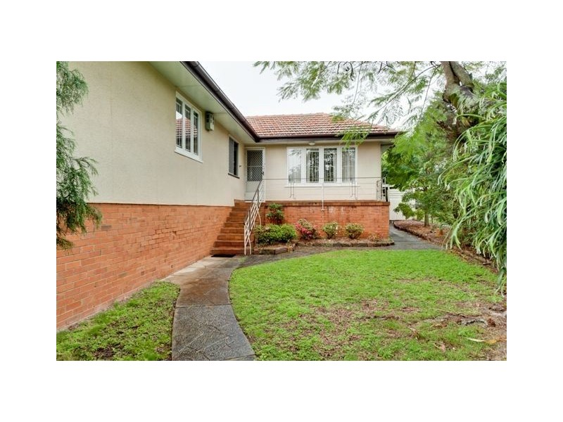 11 Norwich Street, Wavell Heights QLD 4012