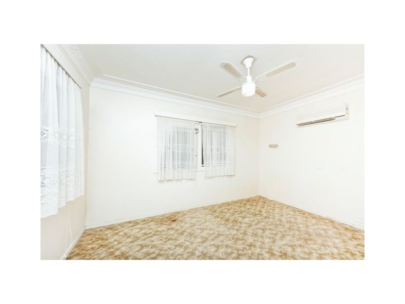 11 Norwich Street, Wavell Heights QLD 4012