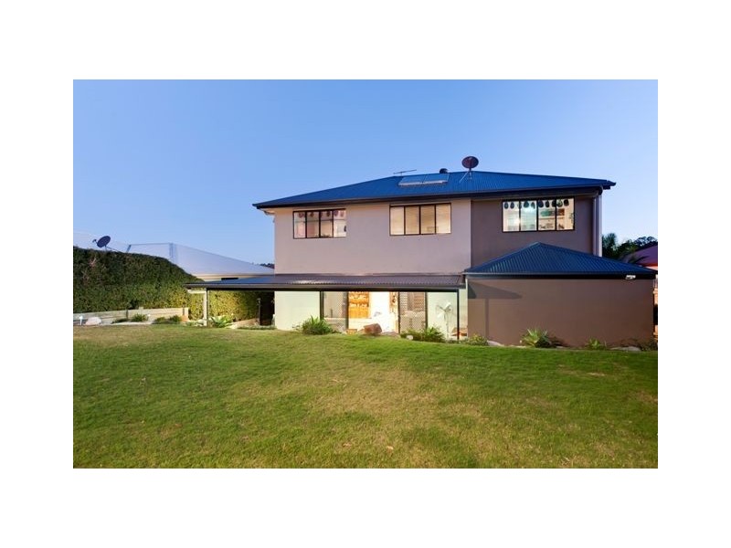 22 Jocelyn Place, Carindale QLD 4152