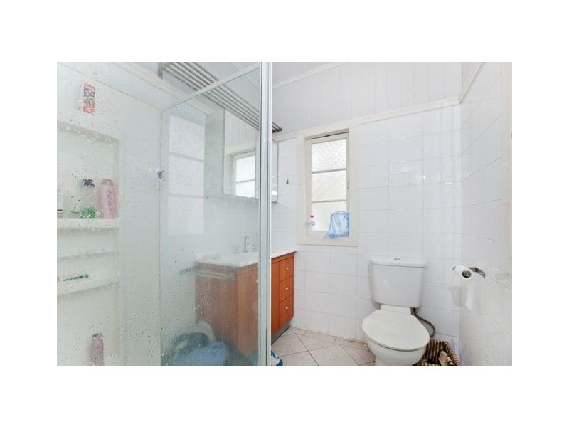 22 Jordan Street, Greenslopes QLD 4120