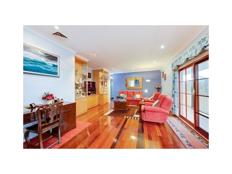 57 Waverley Road, Camp Hill QLD 4152