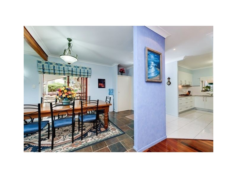 57 Waverley Road, Camp Hill QLD 4152