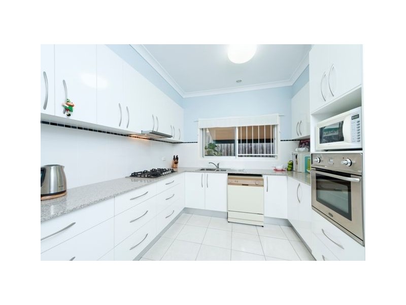 57 Waverley Road, Camp Hill QLD 4152