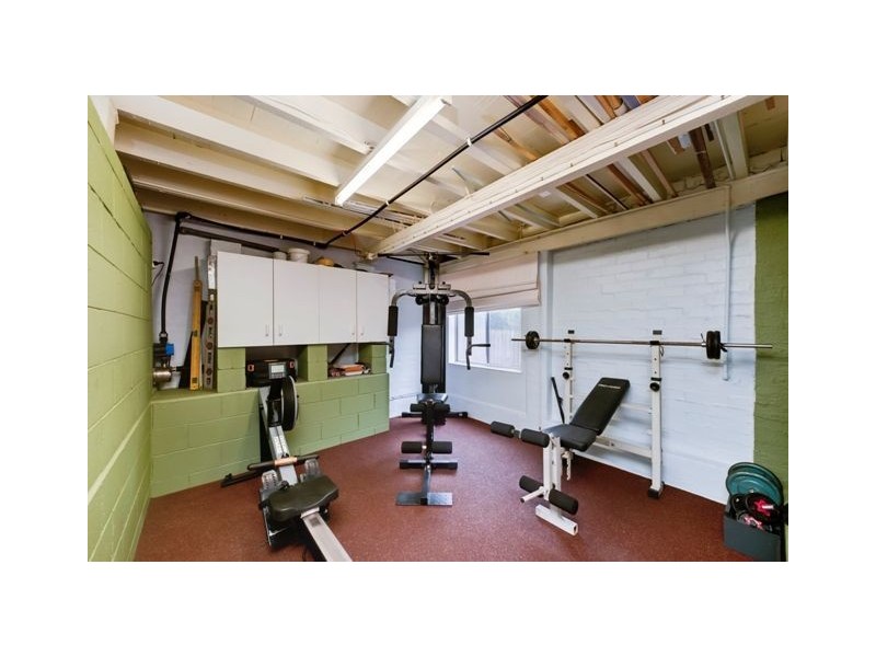 57 Waverley Road, Camp Hill QLD 4152